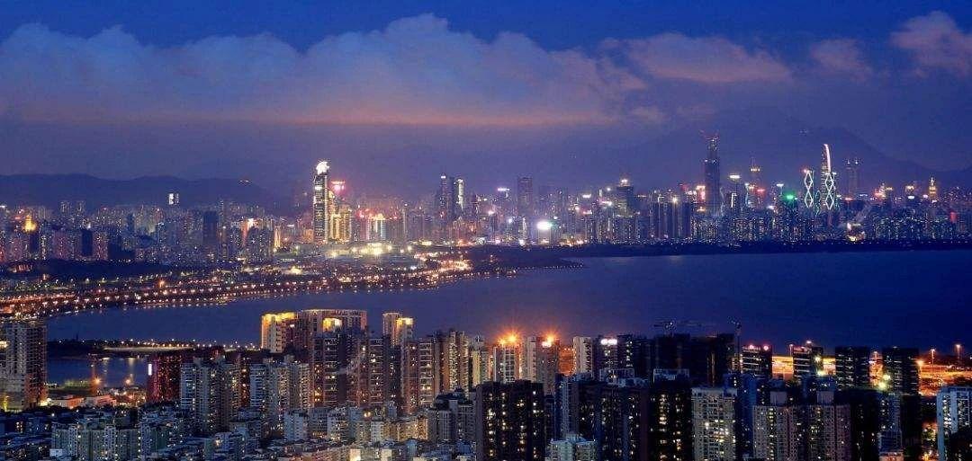 东方卫视跨年晚会，TNT的璀璨绽放东方卫视跨年晚会门票在哪里买